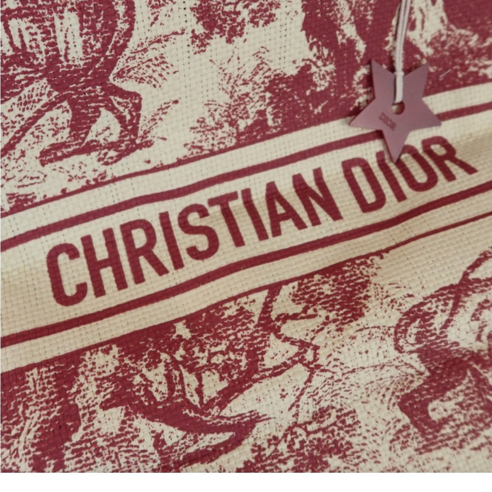Dior Tote Bag in Burgundy and Cream - Picture 3 of 7